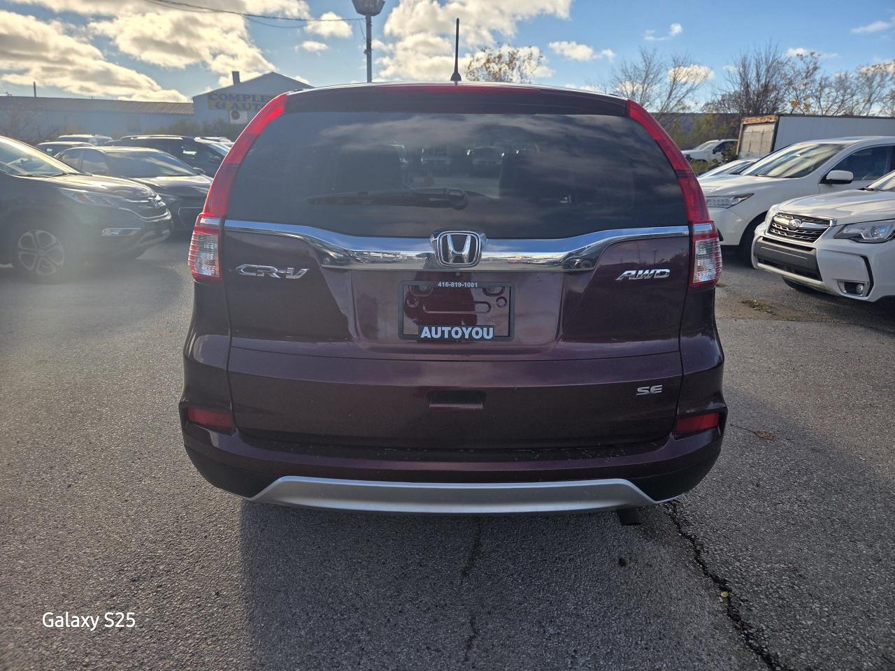 2015 Honda CR-V SE AWD ALLOY REAR VIEW CAMERA AIR LOW KM $ 16,888. Photo