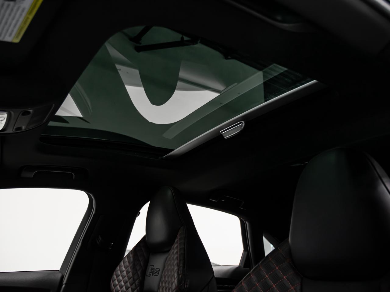 2018 Audi RS 3 Sedan 2.5 TFSI QUATTRO S TRONIC NAVI BLIND SPOTS REAR CA Photo