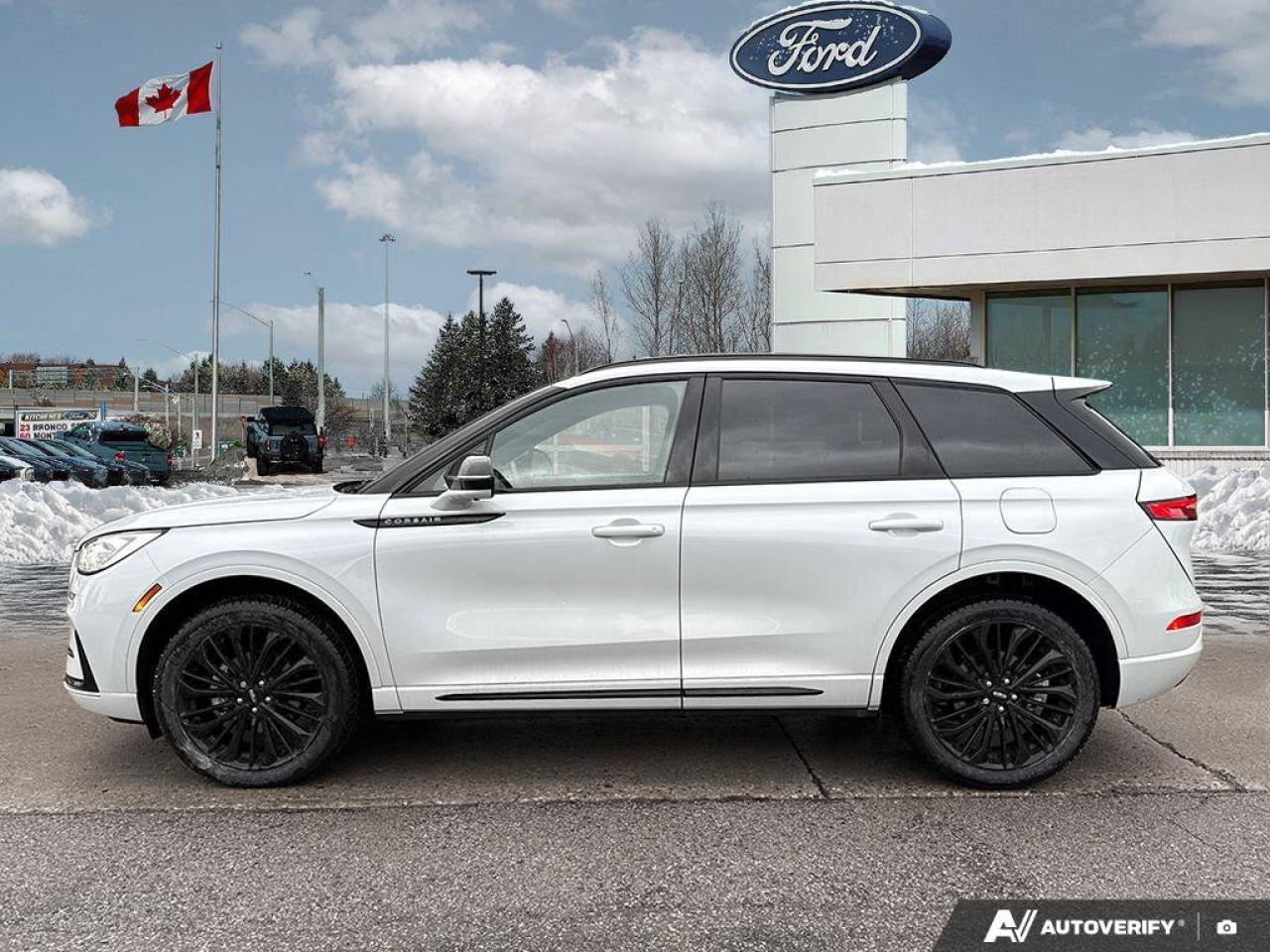 2025 Lincoln Corsair Reserve   Demo Unit   DEMO   LEATHER   MOONROOF DE Photo3