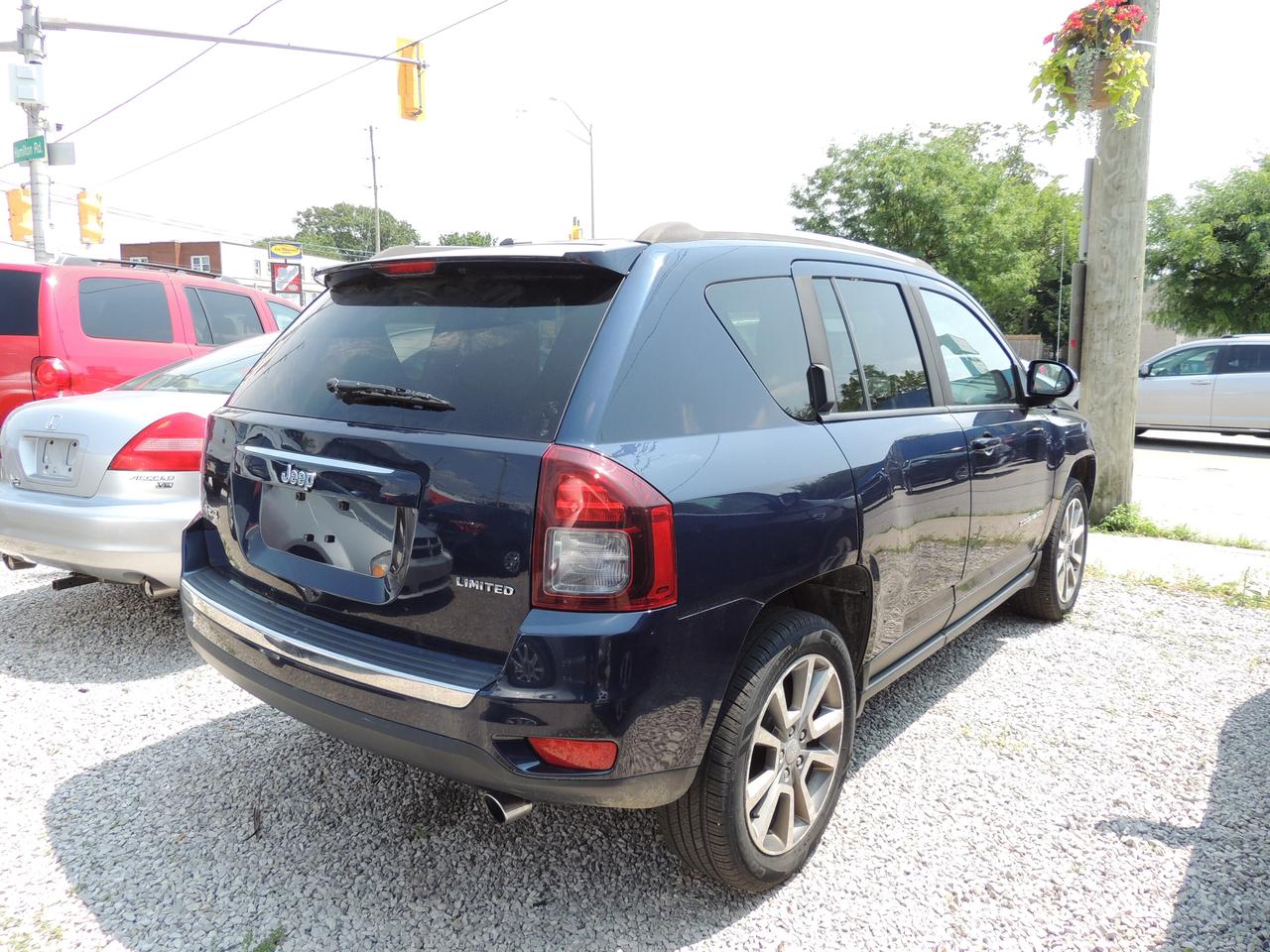 2015 Jeep Compass  Photo