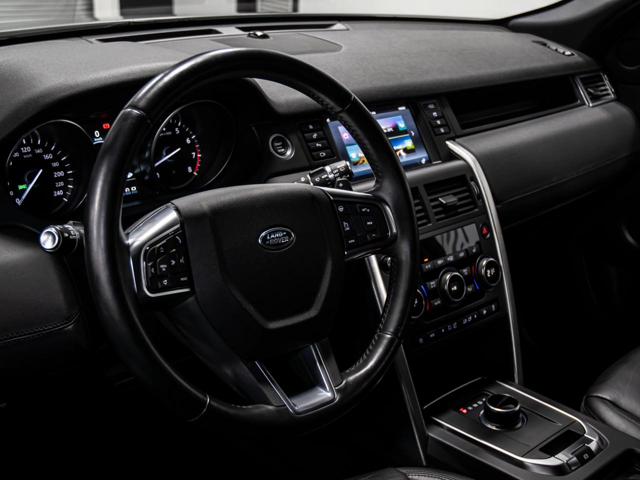 2018 Land Rover Discovery Sport SE AWD BLIND SPOTS NAVIGATION REAR VIEW CAMERA Photo