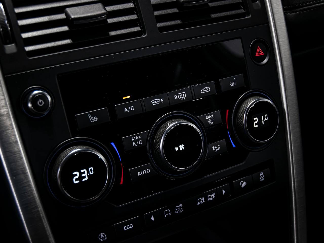 2018 Land Rover Discovery Sport SE AWD BLIND SPOTS NAVIGATION REAR VIEW CAMERA Photo