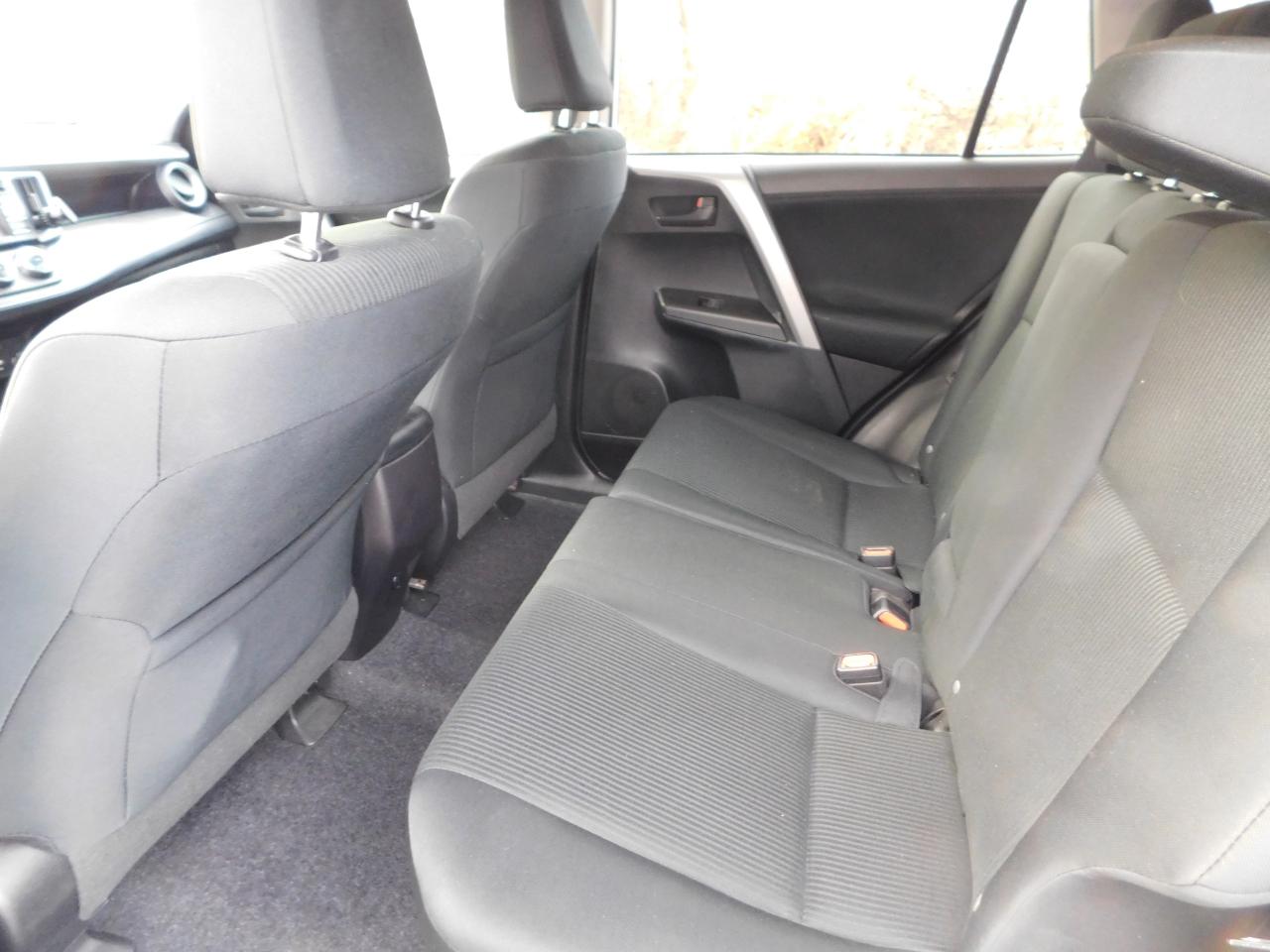 2017 Toyota RAV4 LE  BACKUP CAMERA HEATED SEATS BLUE TOOTH Photo