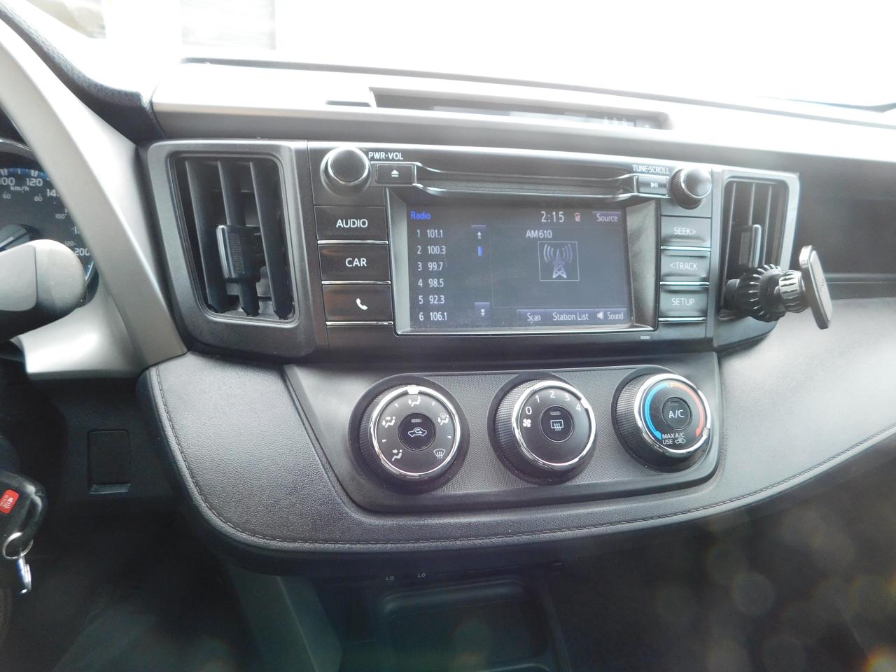 2017 Toyota RAV4 LE  BACKUP CAMERA HEATED SEATS BLUE TOOTH Photo