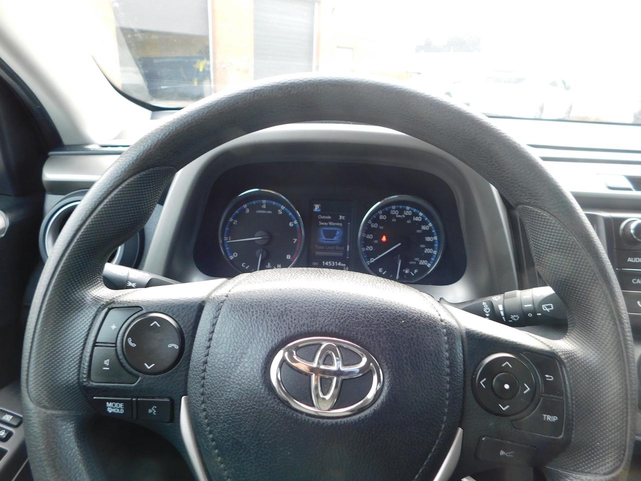 2017 Toyota RAV4 LE  BACKUP CAMERA HEATED SEATS BLUE TOOTH Photo