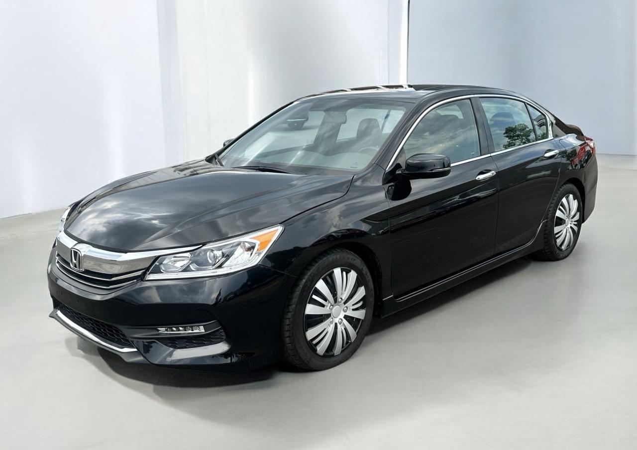 2017 Honda Accord Sport ~ SUNROOF ~ CARPLAY ~ SAFETY INCLUDED Photo