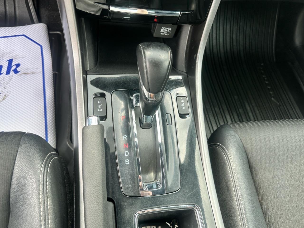 2017 Honda Accord Sport ~ SUNROOF ~ CARPLAY ~ SAFETY INCLUDED Photo