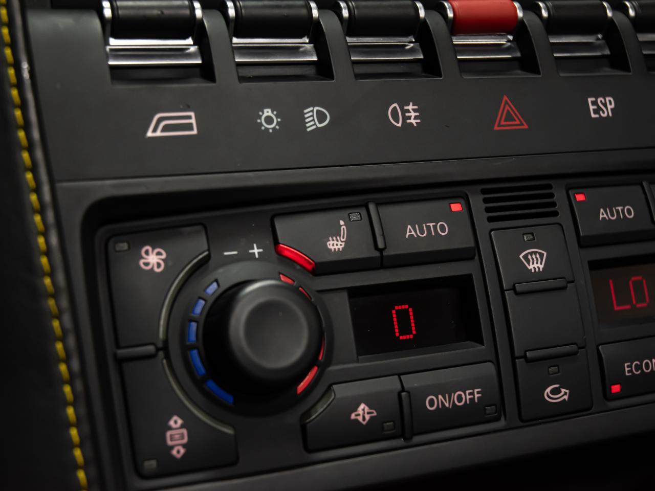 2006 Lamborghini Gallardo SE Low KM   V10 Convertible    AWD   Excellent Photo