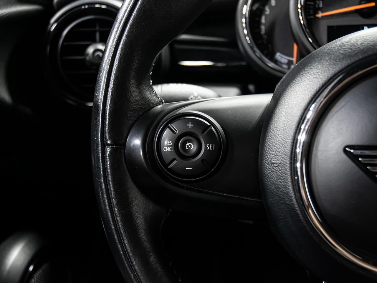 2019 MINI 3 Door COOPER FWD AUTOMATIC REAR VIEW CAMERA PANORAMIC Photo