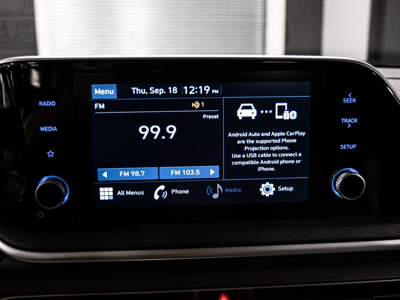 2020 Hyundai Sonata 2.5L PREGERRED BLIND SPOTS REAR VIEW CAM CARPLAY Photo