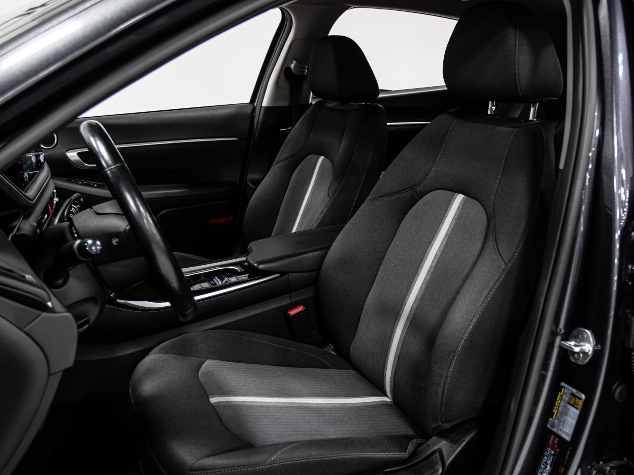 2020 Hyundai Sonata 2.5L PREGERRED BLIND SPOTS REAR VIEW CAM CARPLAY Photo