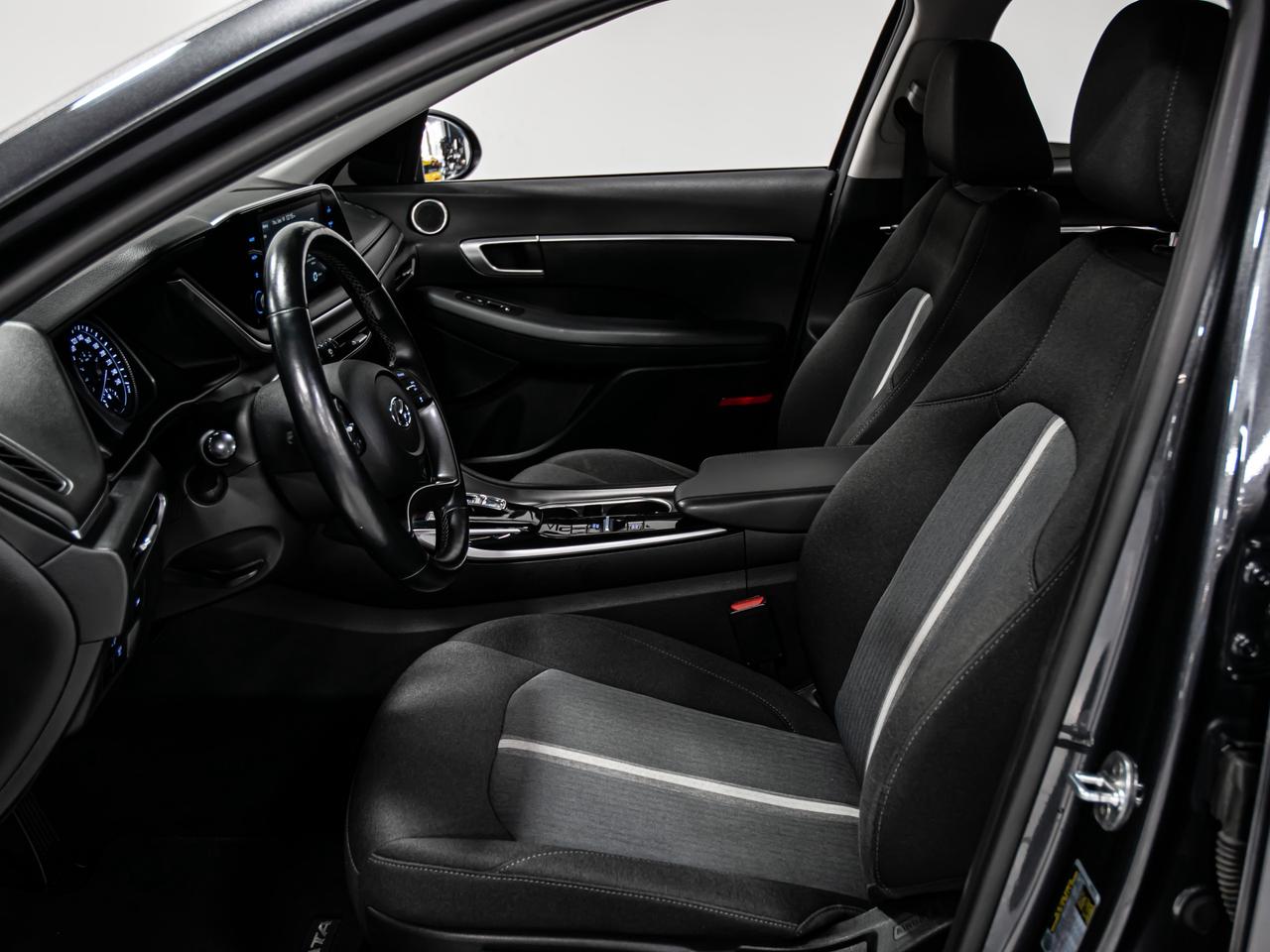 2020 Hyundai Sonata 2.5L PREGERRED BLIND SPOTS REAR VIEW CAM CARPLAY Photo