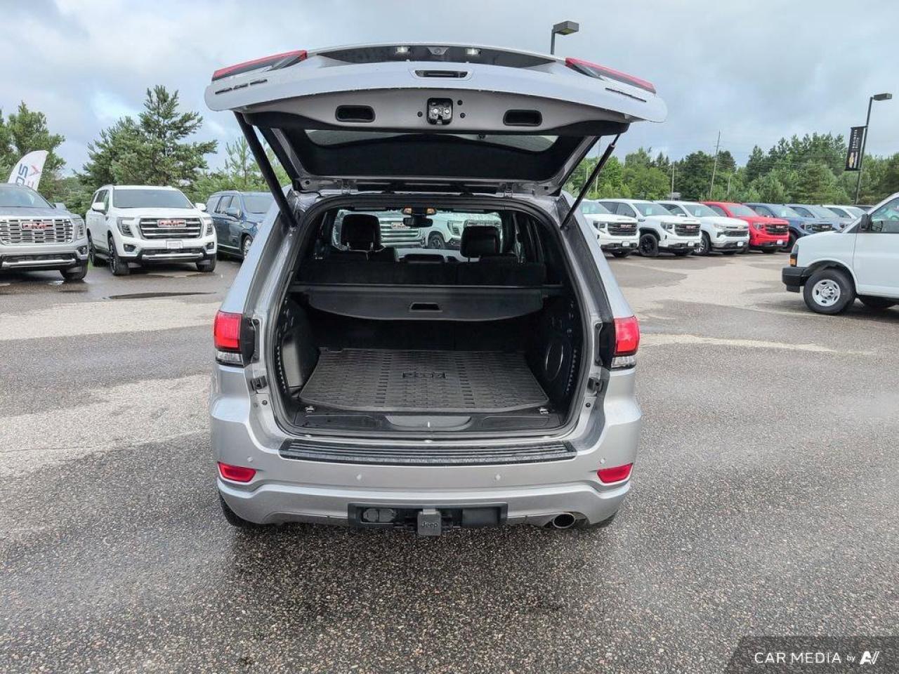 2021 Jeep Grand Cherokee AltitudeCertified Pre-Owned   One Owner   Heated S Photo