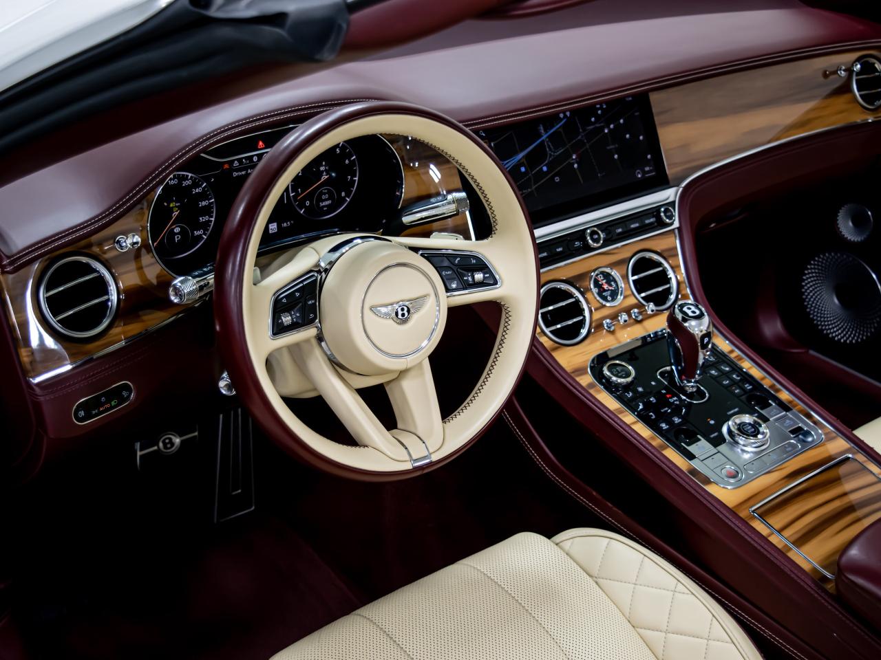 2021 Bentley Continental GT CONVERTIBLE W12 NO LUXURY TAX SOFT TOP Photo