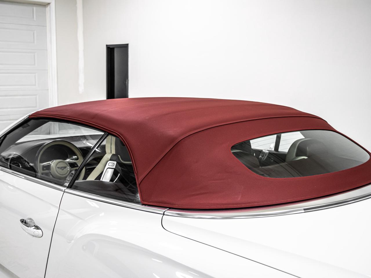 2021 Bentley Continental GT CONVERTIBLE W12  SOFT TOP HEADS UP Photo