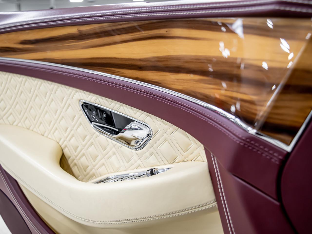 2021 Bentley Continental GT CONVERTIBLE W12  SOFT TOP HEADS UP Photo