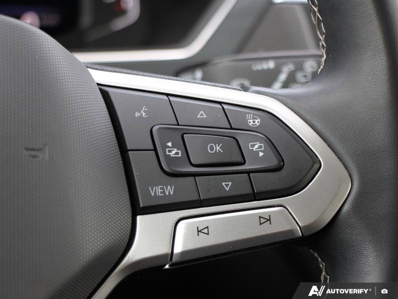 2022 Volkswagen Tiguan ComfortlineACCIDENT-FREE, AWD, CARPLAY, AWD, HTD S Photo