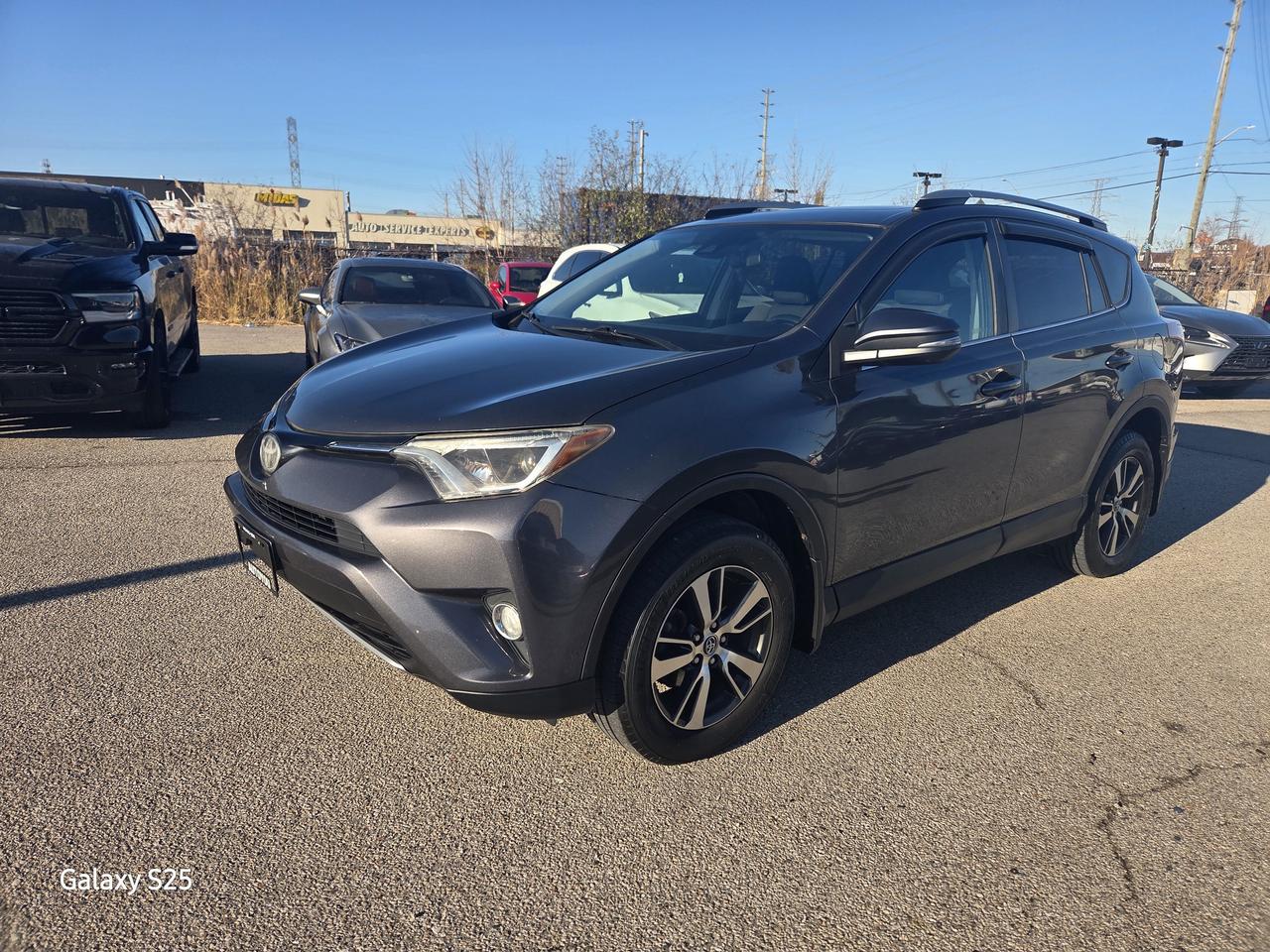 2017 Toyota RAV4 XLE AWD ROOF ALLOYS BLUE TOOTH CLEAN $ 14,688.00 Photo