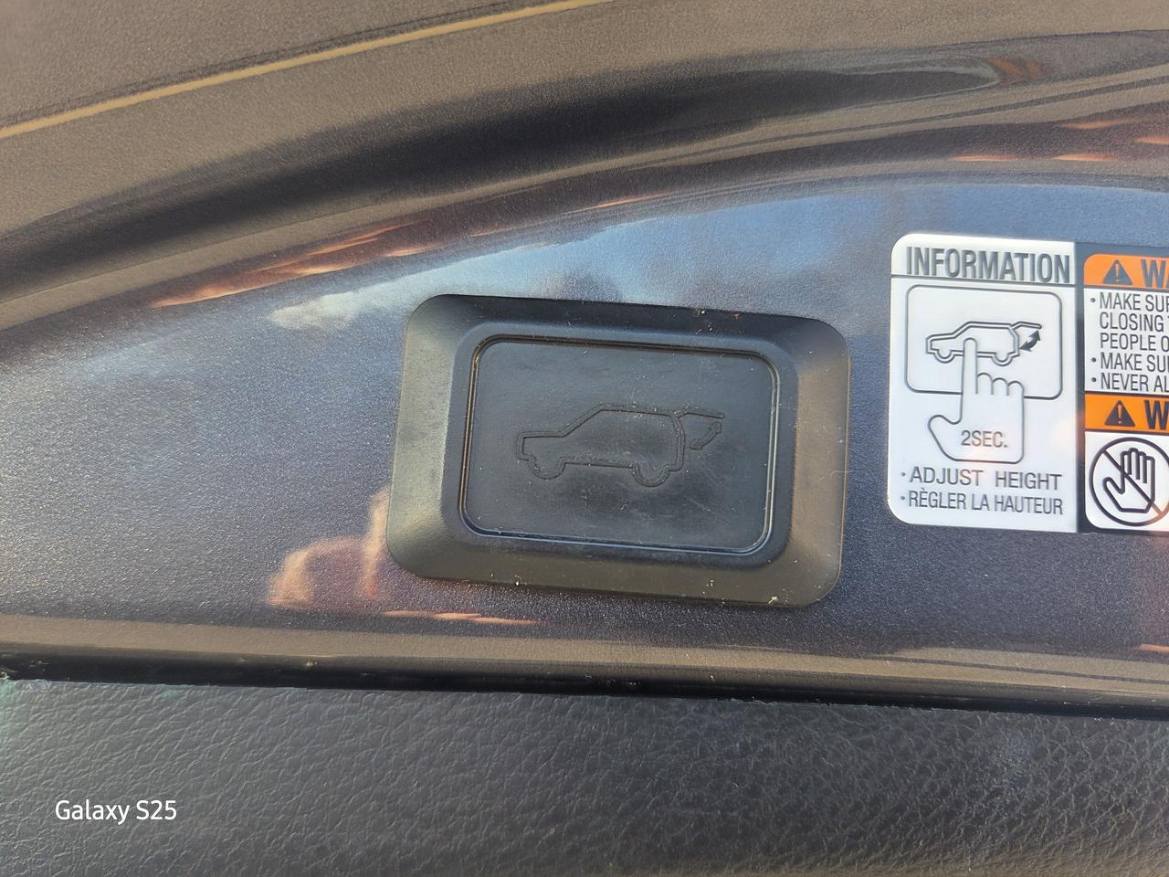 2017 Toyota RAV4 XLE AWD ROOF ALLOYS BLUE TOOTH CLEAN $ 14,688.00 Photo