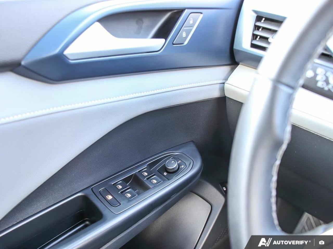 2024 Volkswagen Taos ComfortlineCERTIFIED! HTD SEATS, CARPLAY, KEYLESS Photo