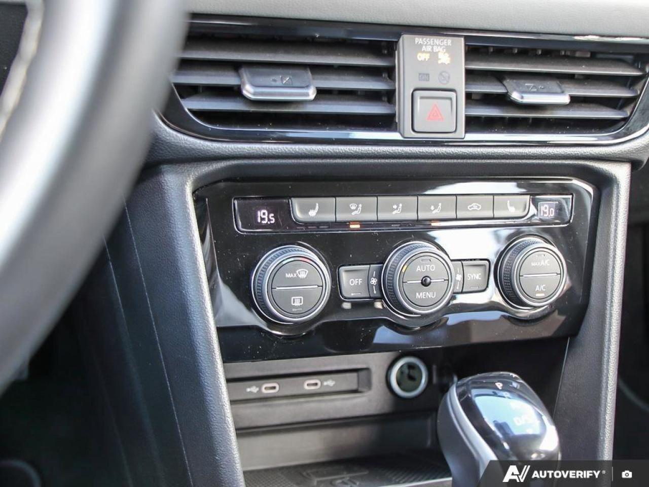 2024 Volkswagen Taos ComfortlineCERTIFIED! HTD SEATS, CARPLAY, KEYLESS Photo