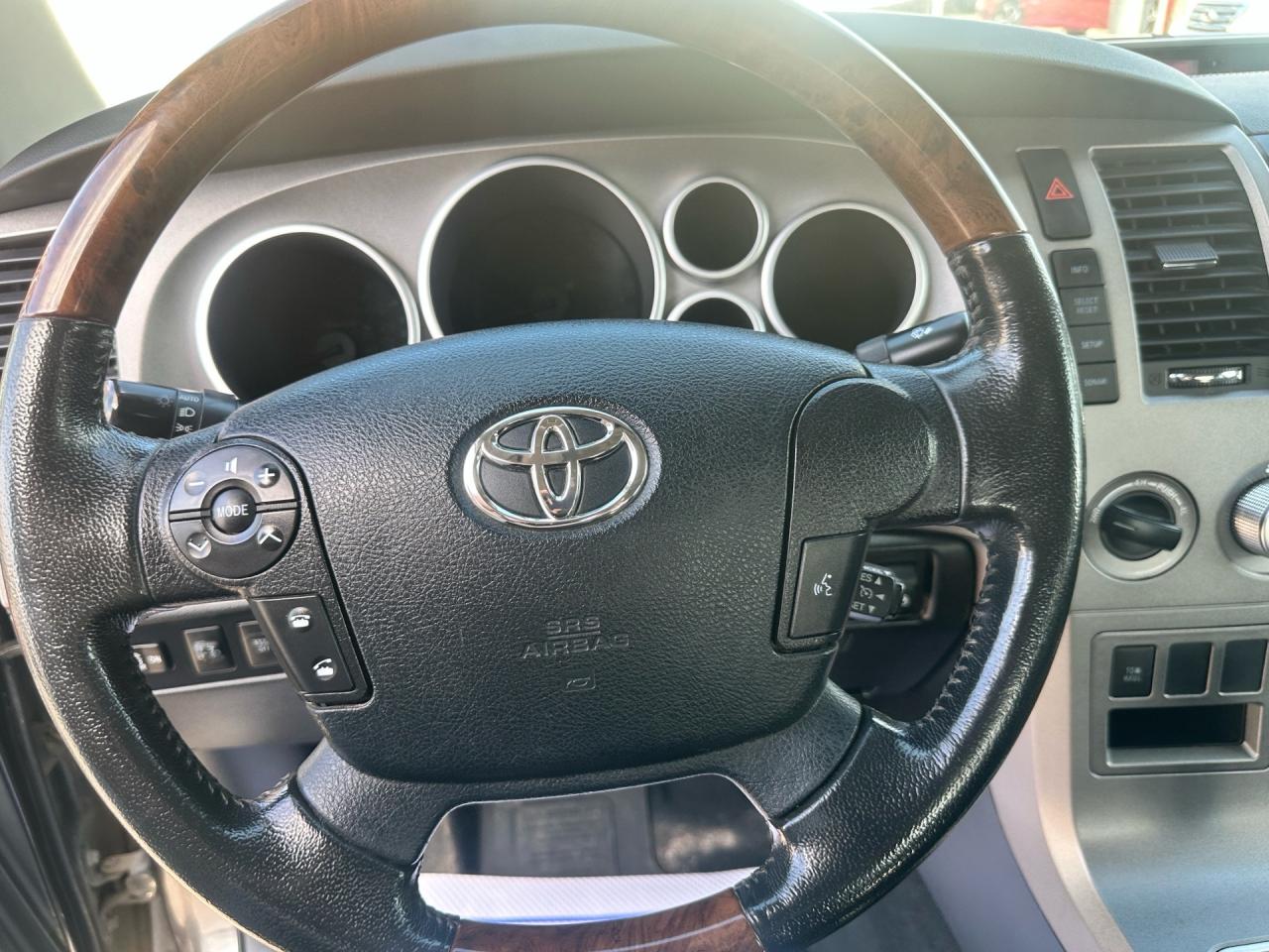 2012 Toyota Tundra PLATINUM ~ 4WD Crewmax 146 5.7L Photo