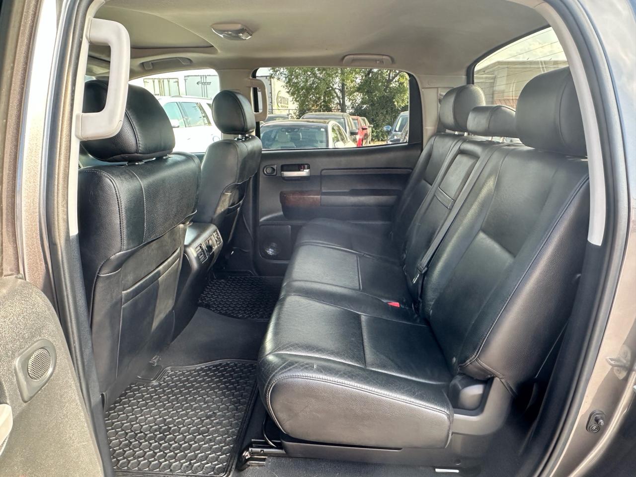 2012 Toyota Tundra PLATINUM ~ 4WD Crewmax 146 5.7L Photo