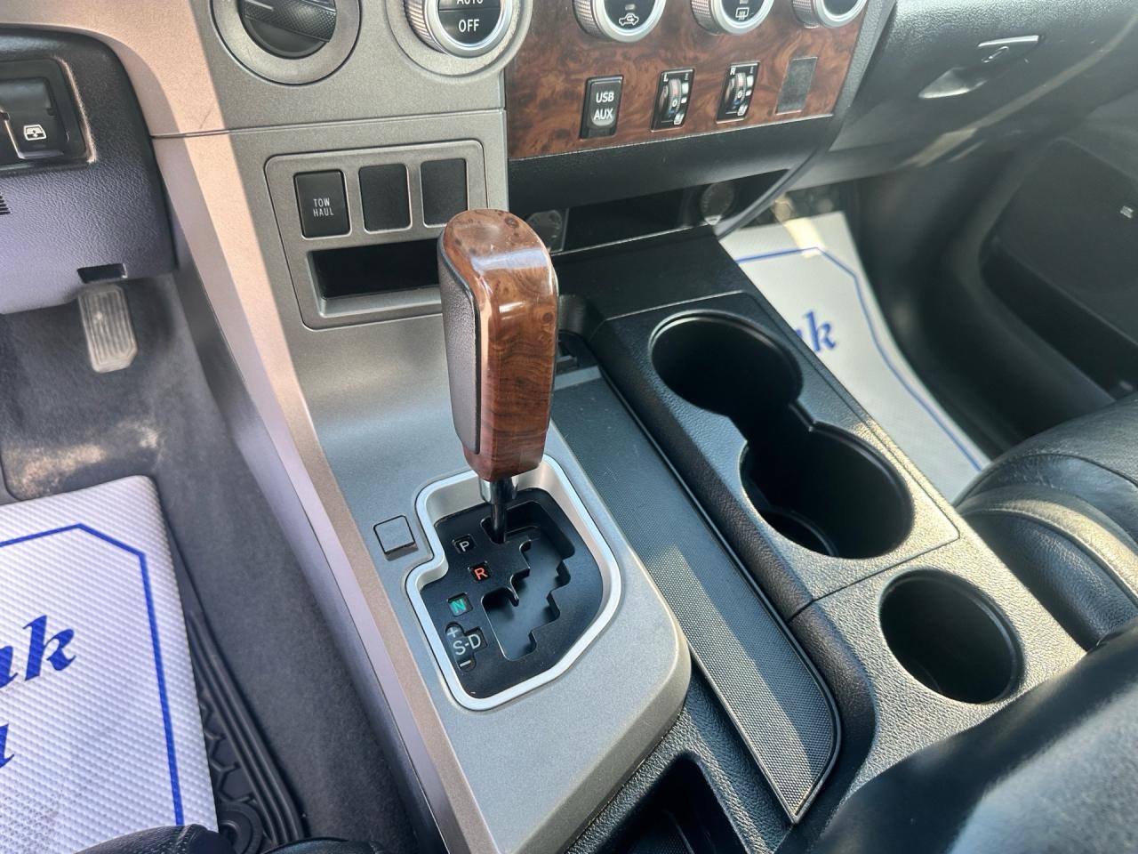 2012 Toyota Tundra PLATINUM ~ 4WD Crewmax 146 5.7L Photo