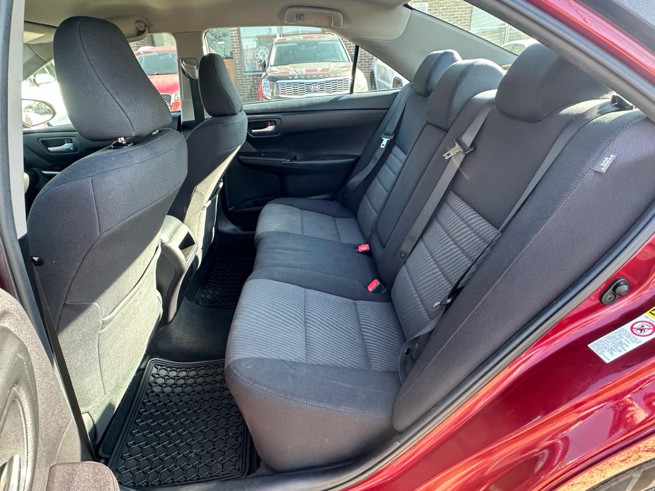 2015 Toyota Camry LE ~ NO ACCIDENTS ~ SAFETY INCLUDED Photo