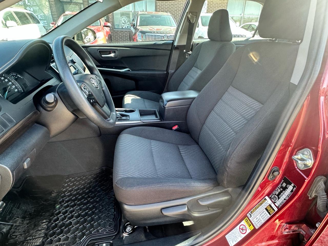 2015 Toyota Camry LE ~ NO ACCIDENTS ~ SAFETY INCLUDED Photo