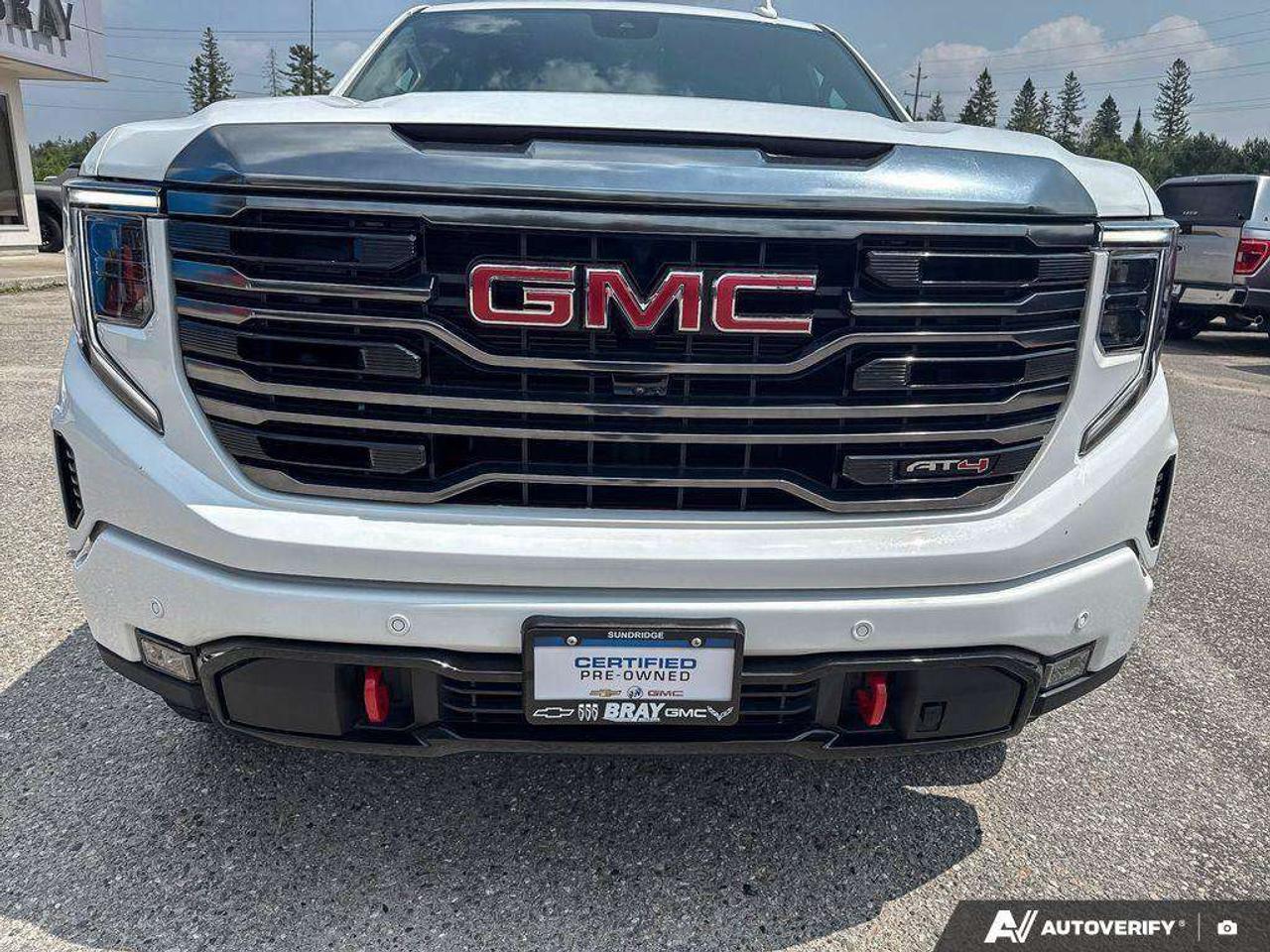 2024 GMC Sierra 1500 OFF ROAD SUSPENSION PKG. RUNNING BOARDS. TONNEAU. AT4 PREMIUM PKG. HITCH GUIDANCE W/HITCH VIEW. Photo