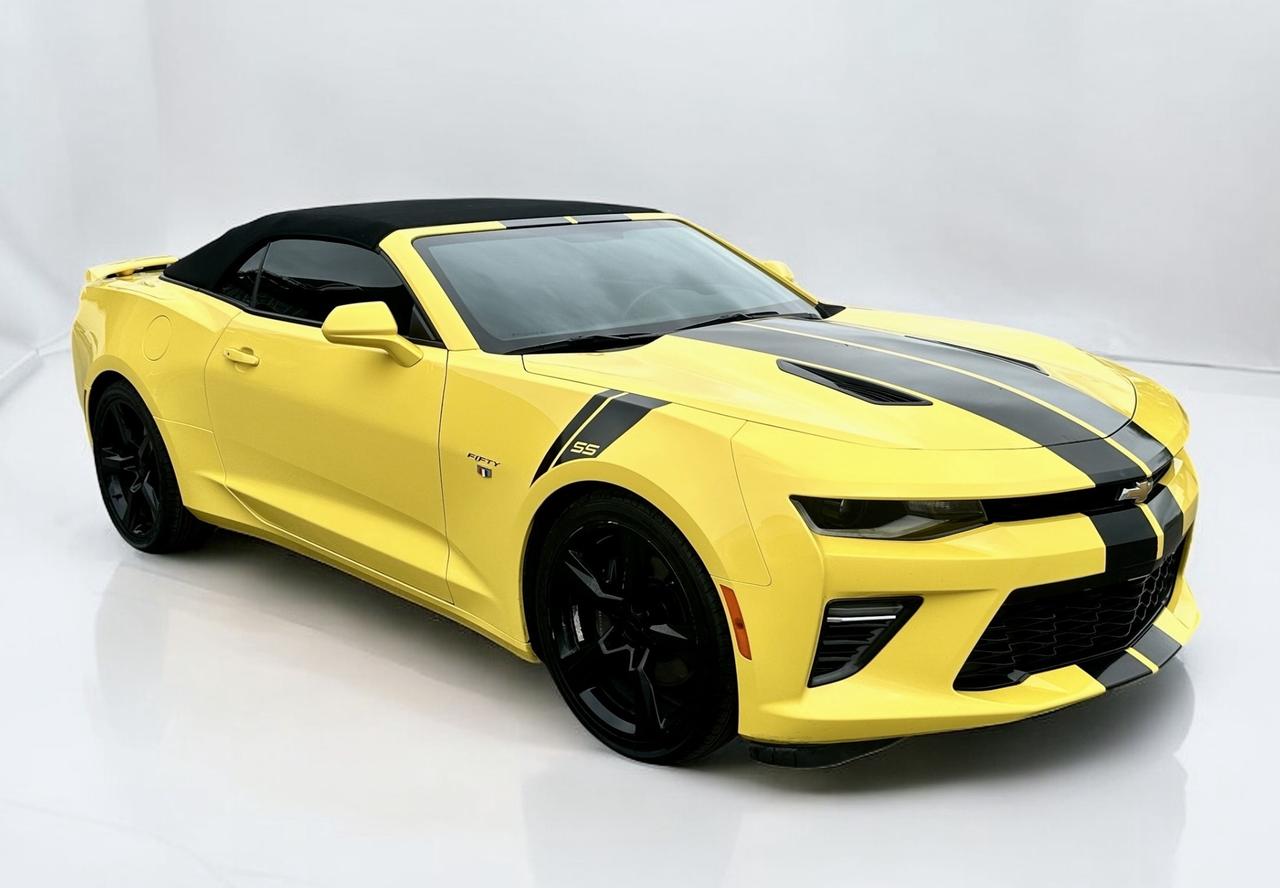 2017 Chevrolet Camaro 1SS ~ 6.2L V8 ~ CONVERTIBLE Photo