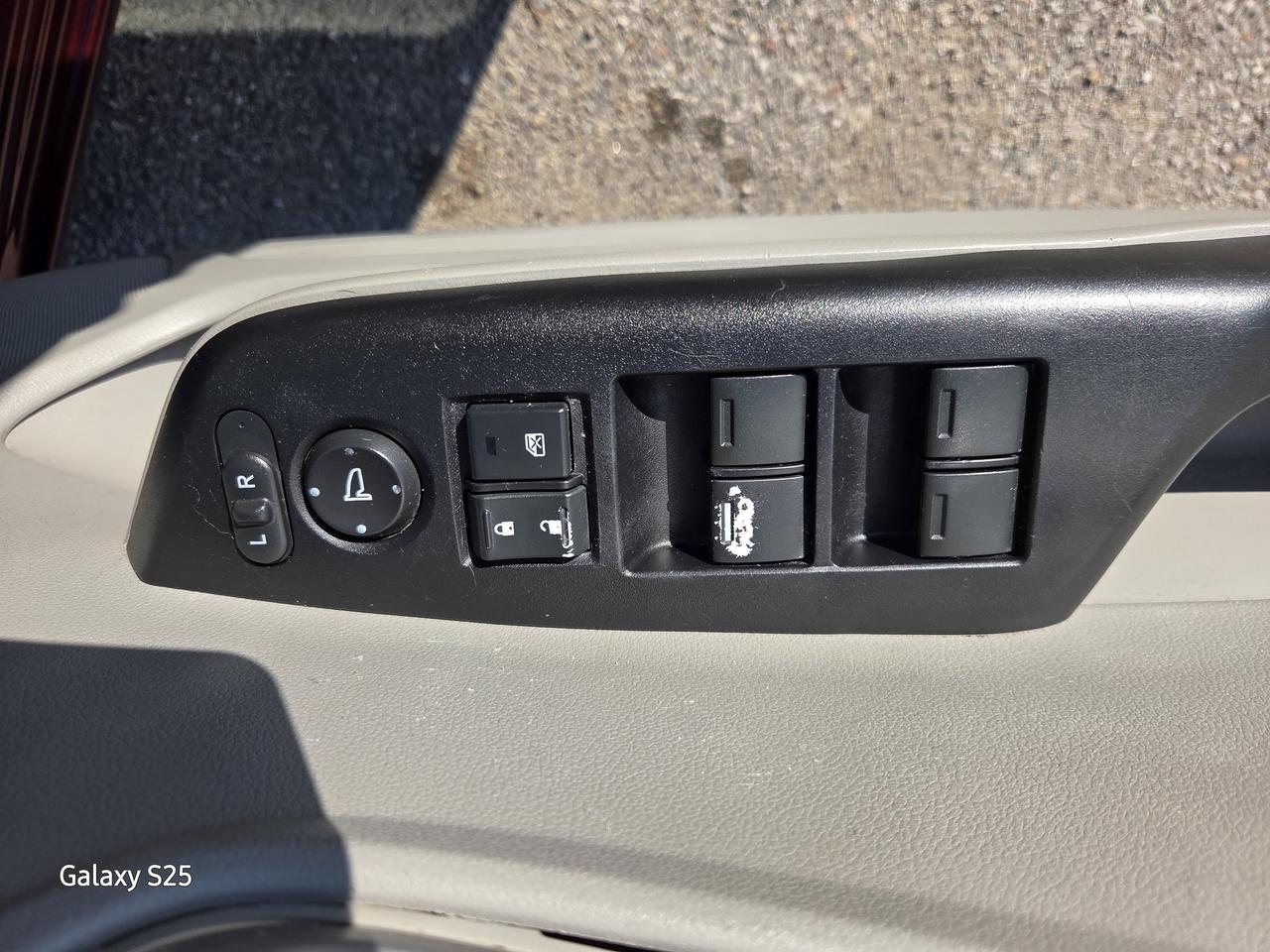 2015 Honda Civic EX ROOF ALLOYS REAR VIEW CAMERA $ 12,888.00 Photo