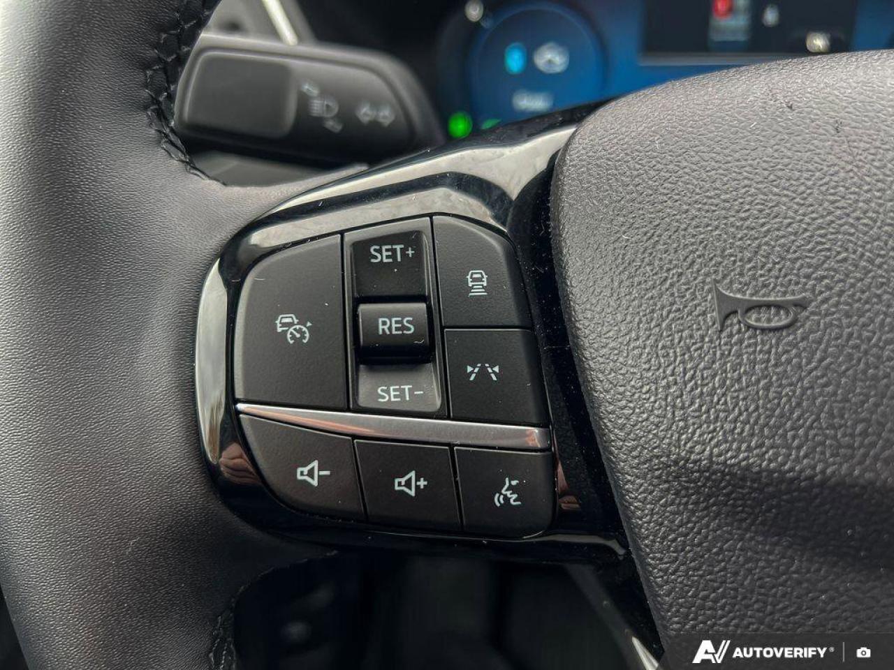 2025 Ford Escape PHEV   DEMO   HTD STEER WHEEL   FWD DEMO   HTD STE Photo