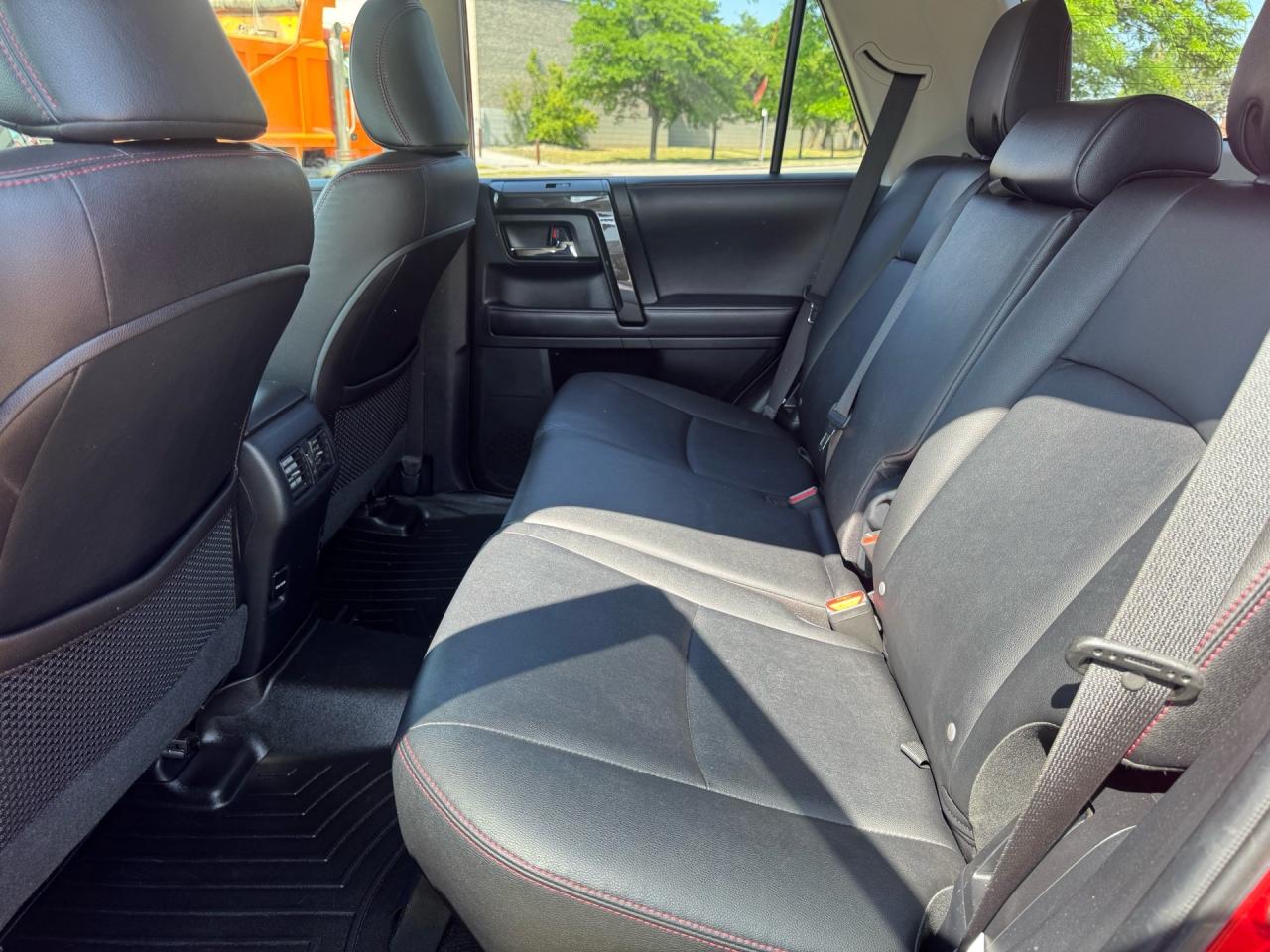 2018 Toyota 4Runner TRD OFF ROAD 4x4 ~ NO ACCIDENTS ~ CERTIFIED Photo