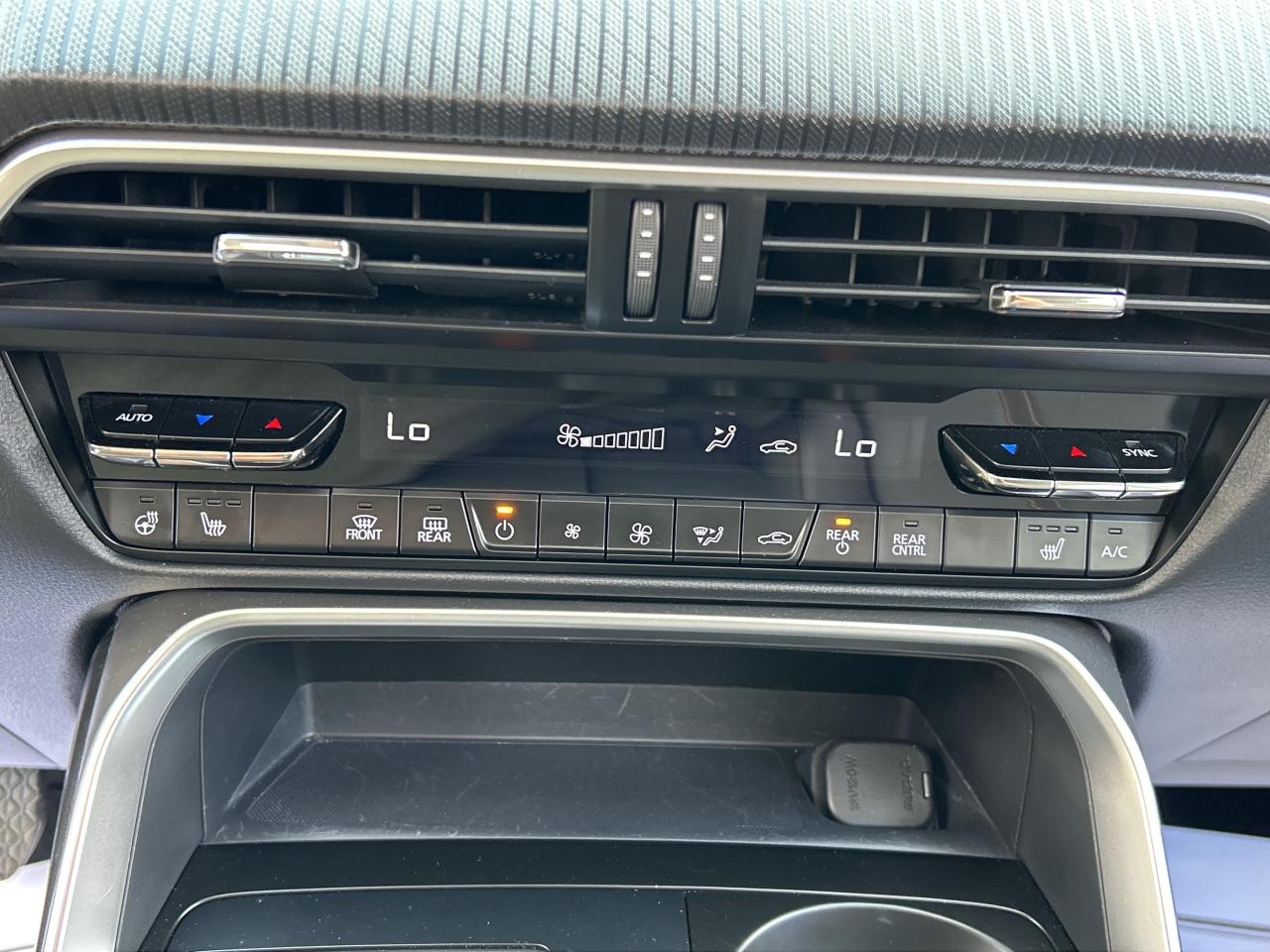 2025 Mazda CX-70 AWD,ADAPTIVE CRUISE,CARPLAY,ANDROID AUTO,NAVI Photo