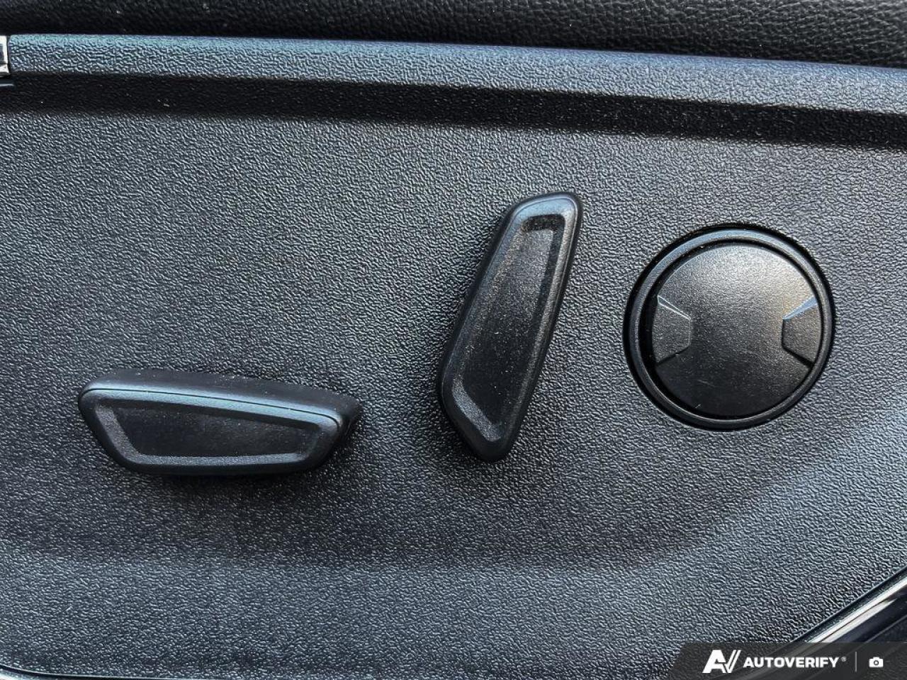 2024 Ford F-150 LARIAT   ONE OWNER   MOONROOF   LTHR ONE OWNER   M Photo