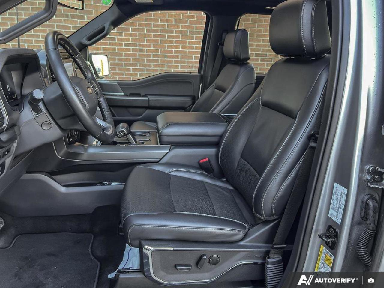 2024 Ford F-150 LARIAT   ONE OWNER   MOONROOF   LTHR ONE OWNER   M Photo