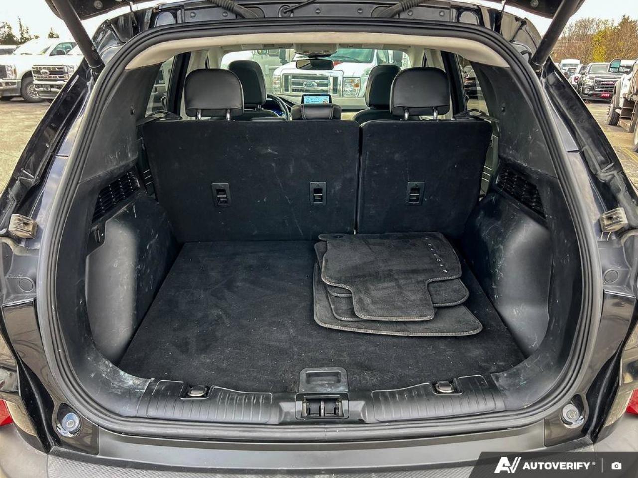 2022 Ford Escape HYBRID   MOONROOF   ELITE PKG Photo