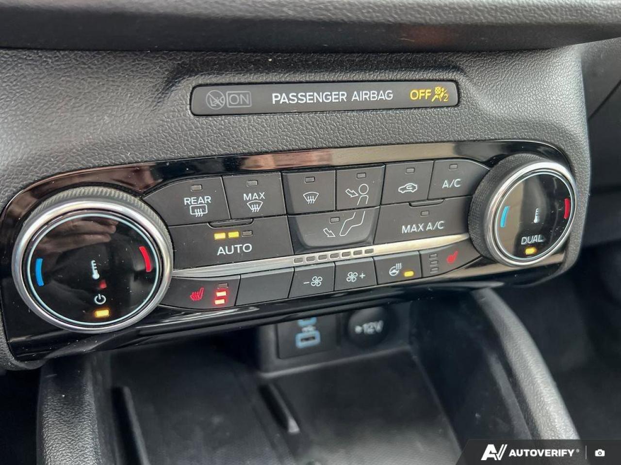 2022 Ford Escape HYBRID   MOONROOF   ELITE PKG Photo