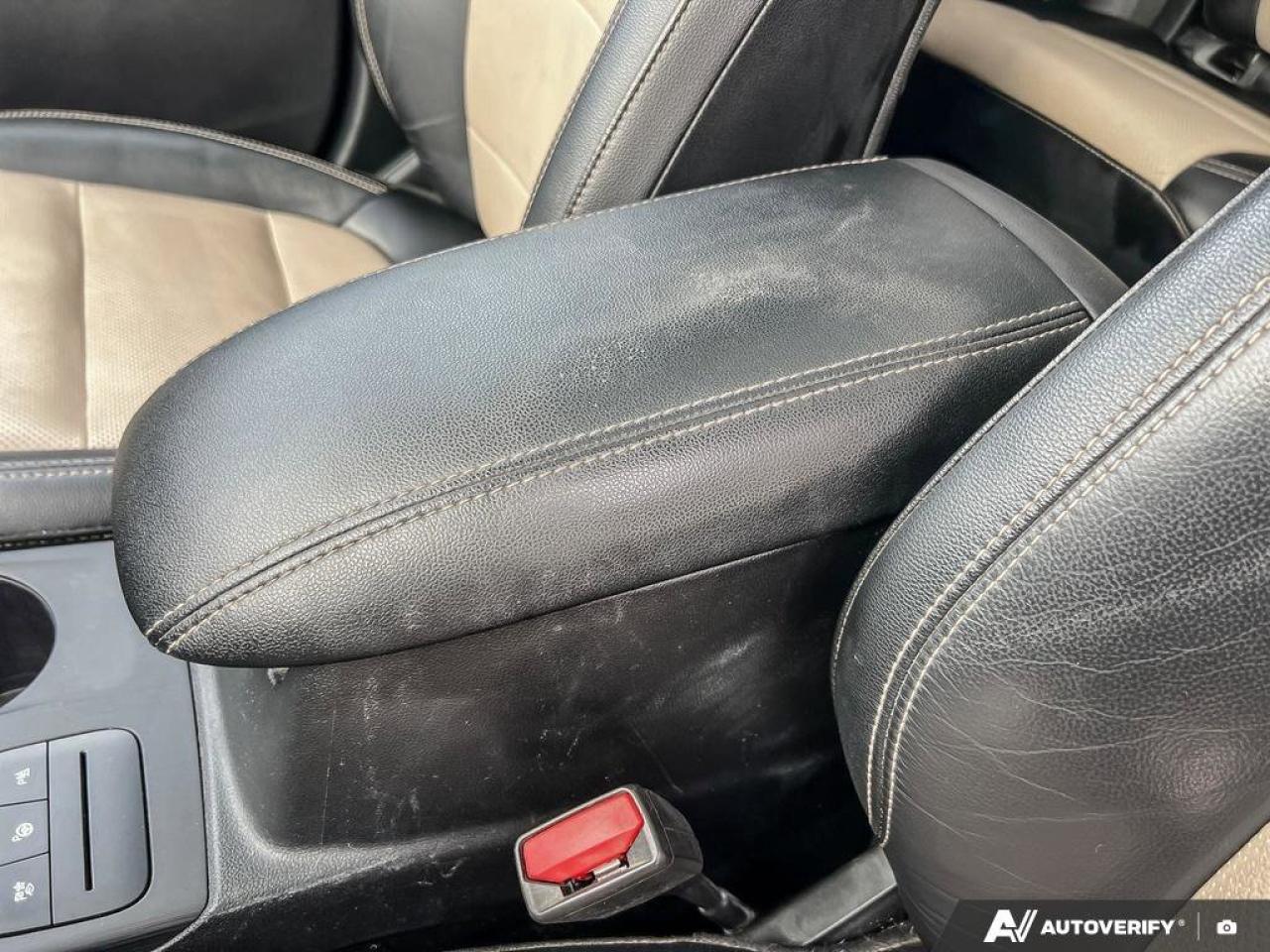 2022 Ford Escape HYBRID   MOONROOF   ELITE PKG Photo