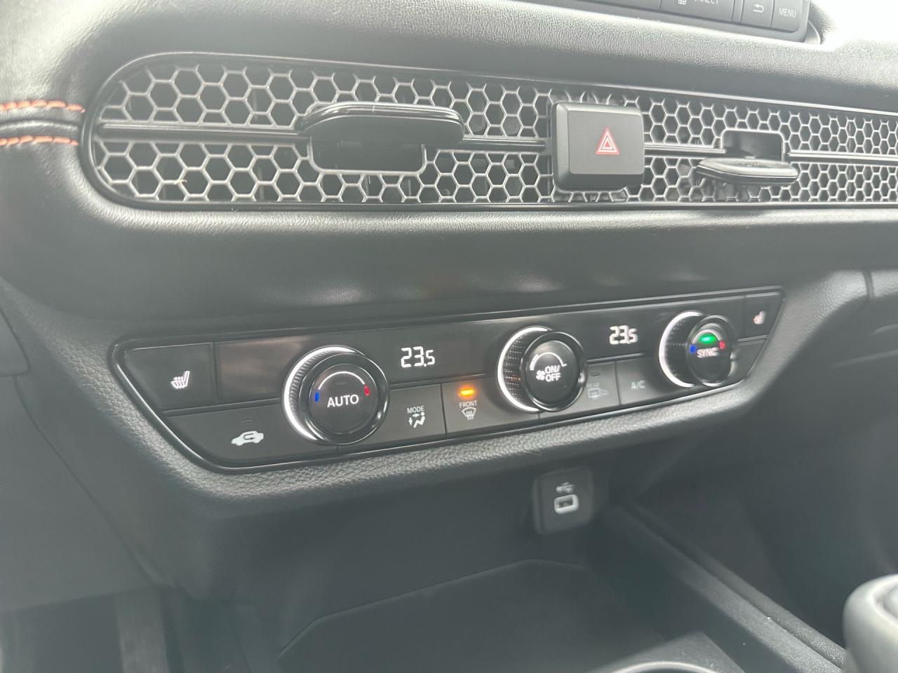 2023 Honda HR-V Sport ~ AWD ~ SUNROOF ~ CarPlay ~ CERTIFIED Photo