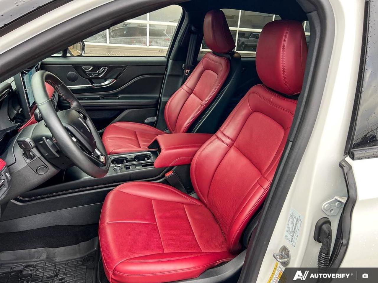 2024 Lincoln Corsair Reserve   ONE OWNER   HTD STEER WHEEL Photo