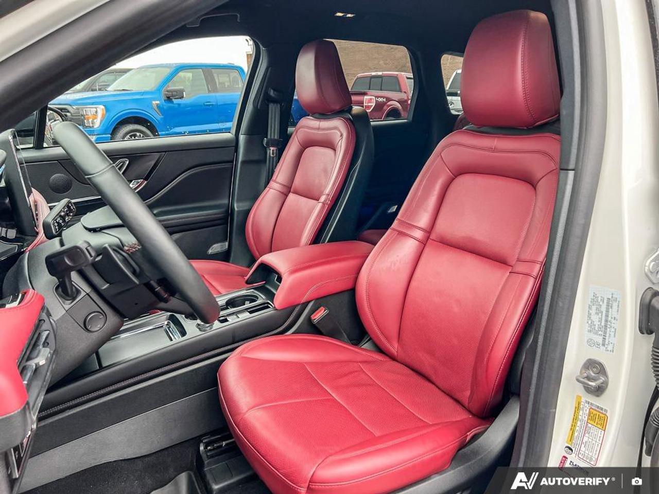 2024 Lincoln Corsair Reserve   ONE OWNER   HTD STEER WHEEL Photo