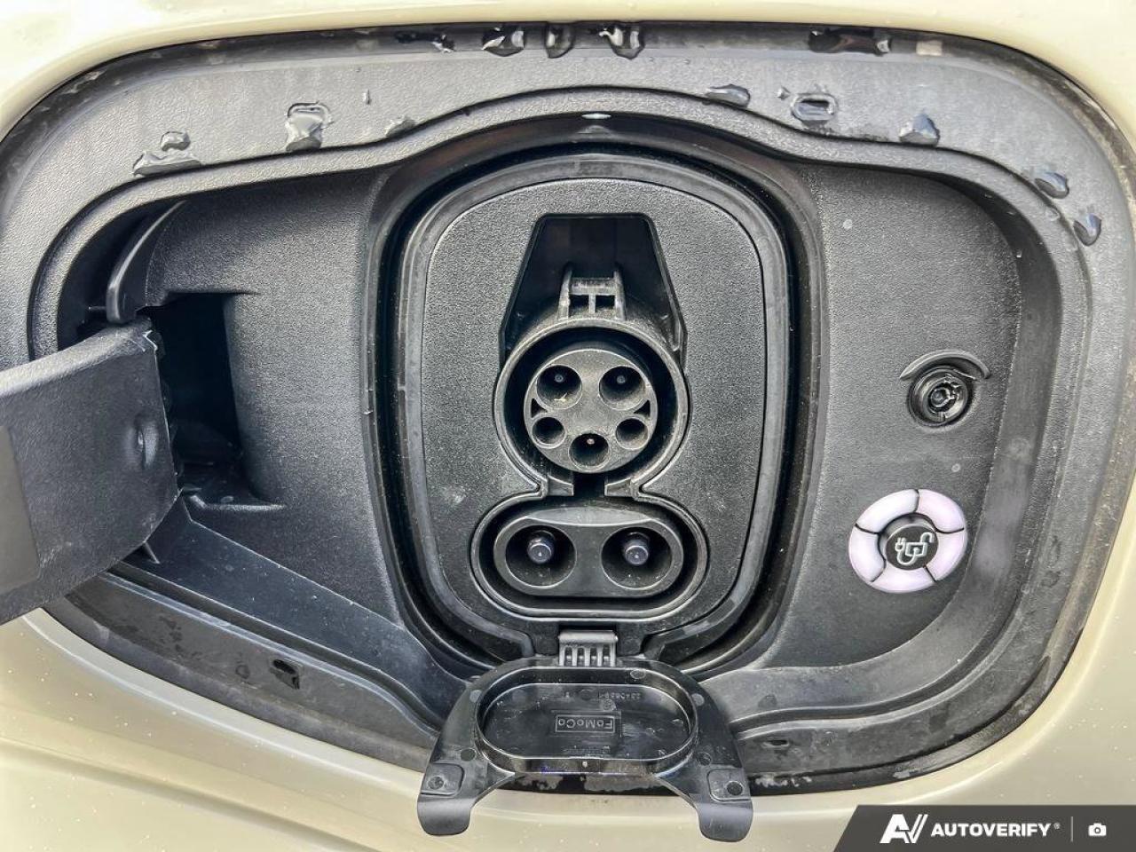 2025 Ford Mustang Mach-E Premium   DEMO   EXT BATT   AWD DEMO   EXT BATT Photo