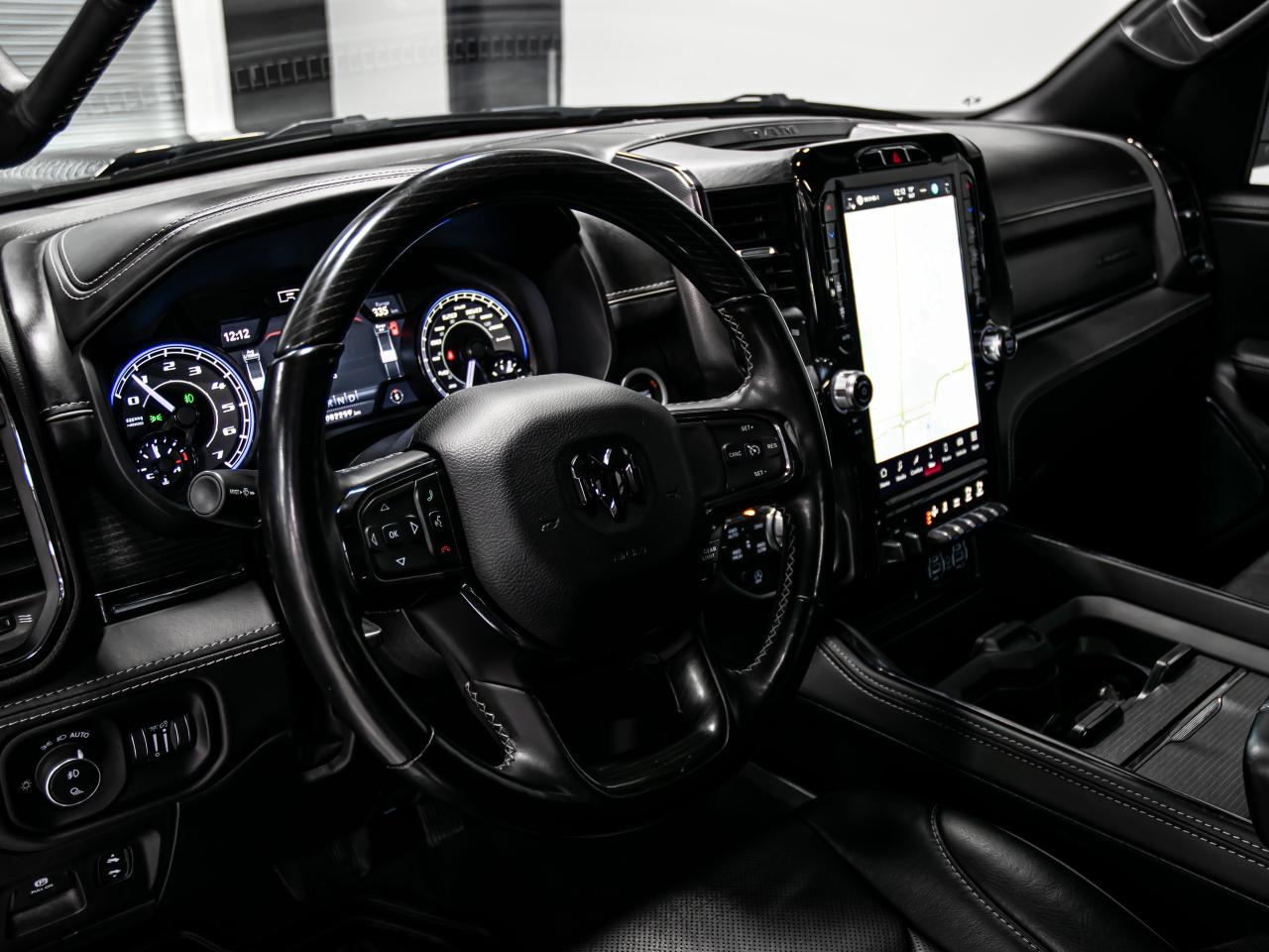 2022 RAM 1500 LIMITED 4x4 CREW CAB 5'7 BOX BLIND SPOTS NAVI Photo