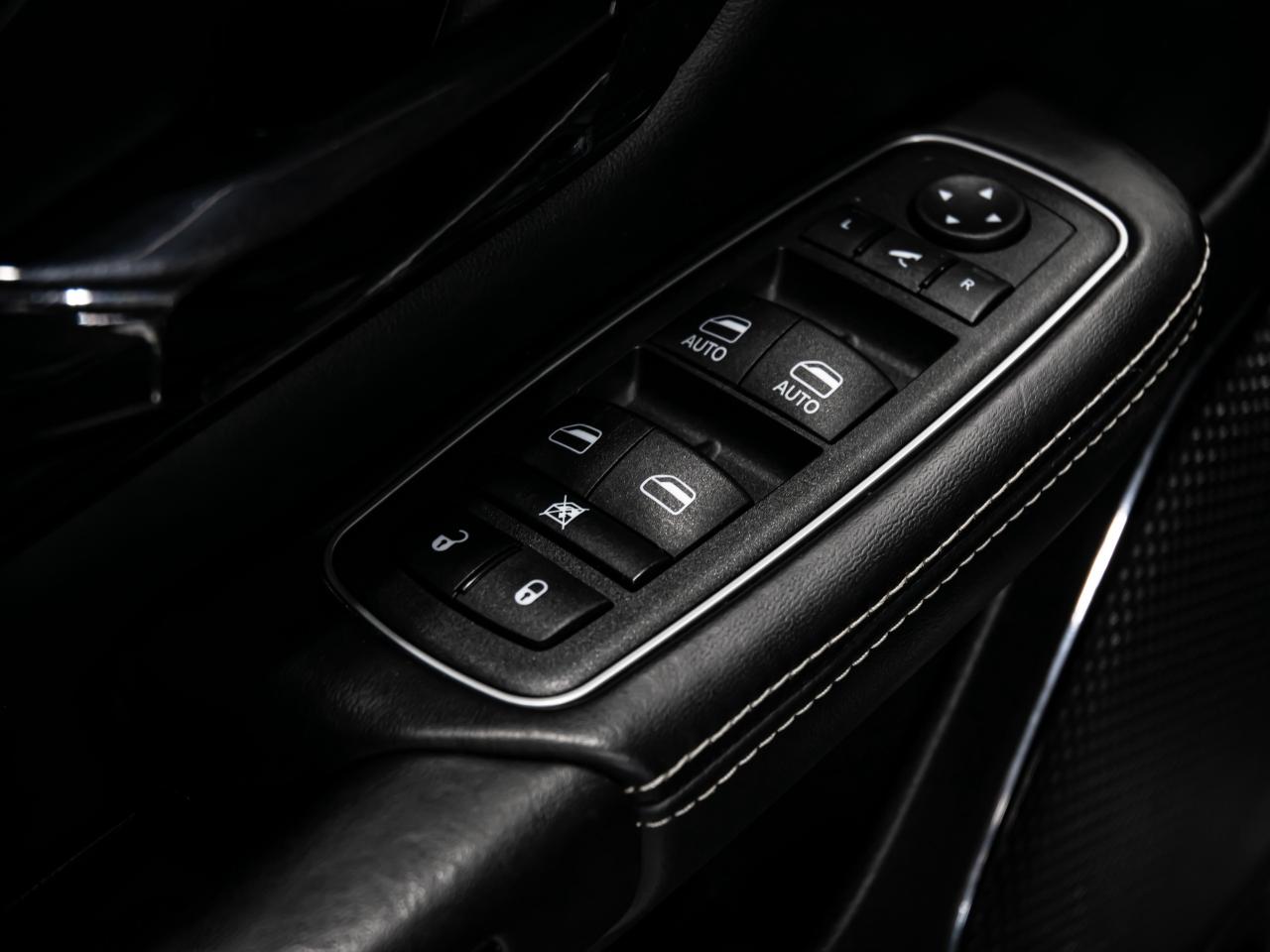 2022 RAM 1500 LIMITED 4x4 CREW CAB 5'7 BOX BLIND SPOTS NAVI Photo