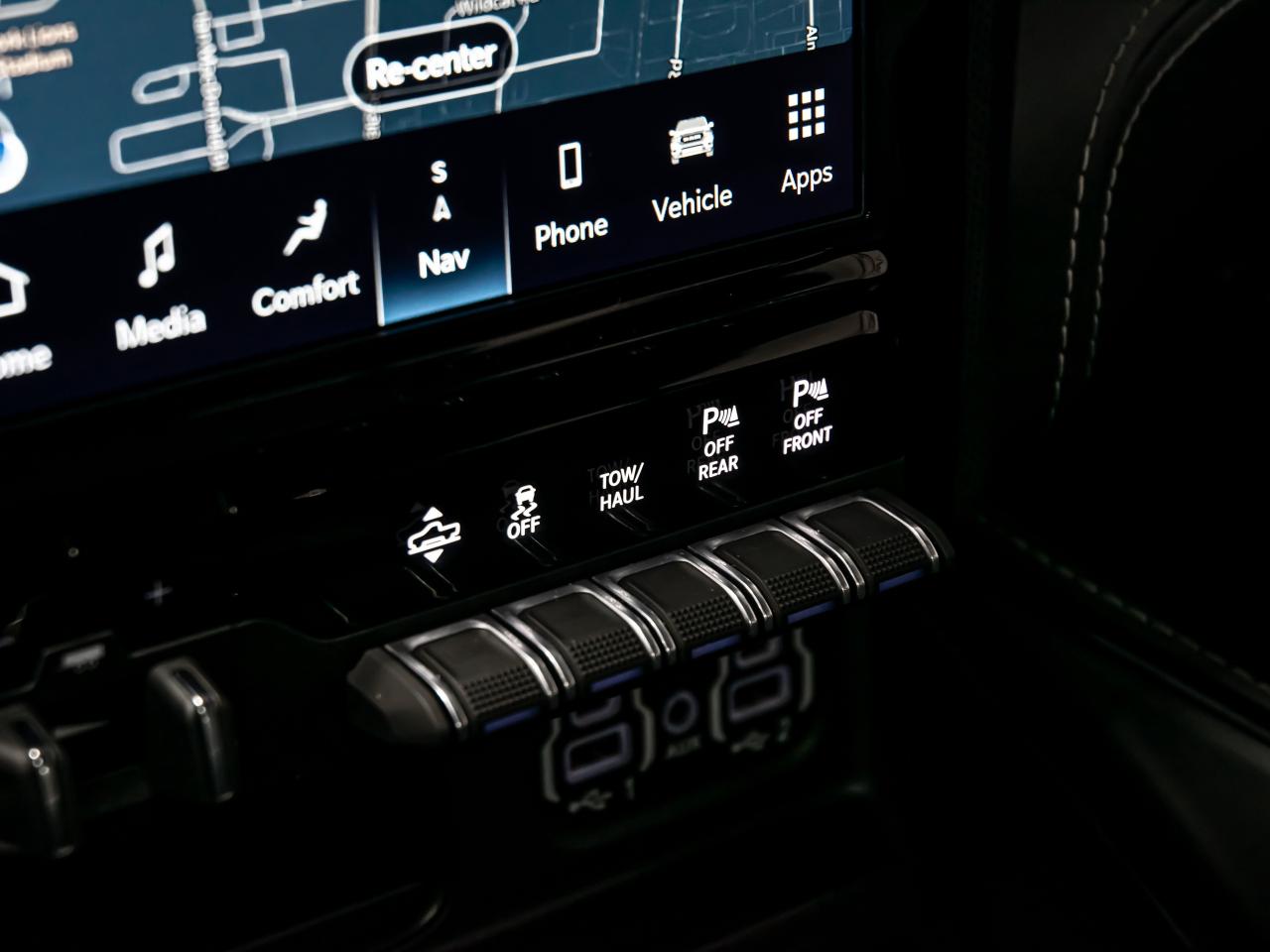 2022 RAM 1500 LIMITED 4x4 CREW CAB 5'7 BOX BLIND SPOTS NAVI Photo