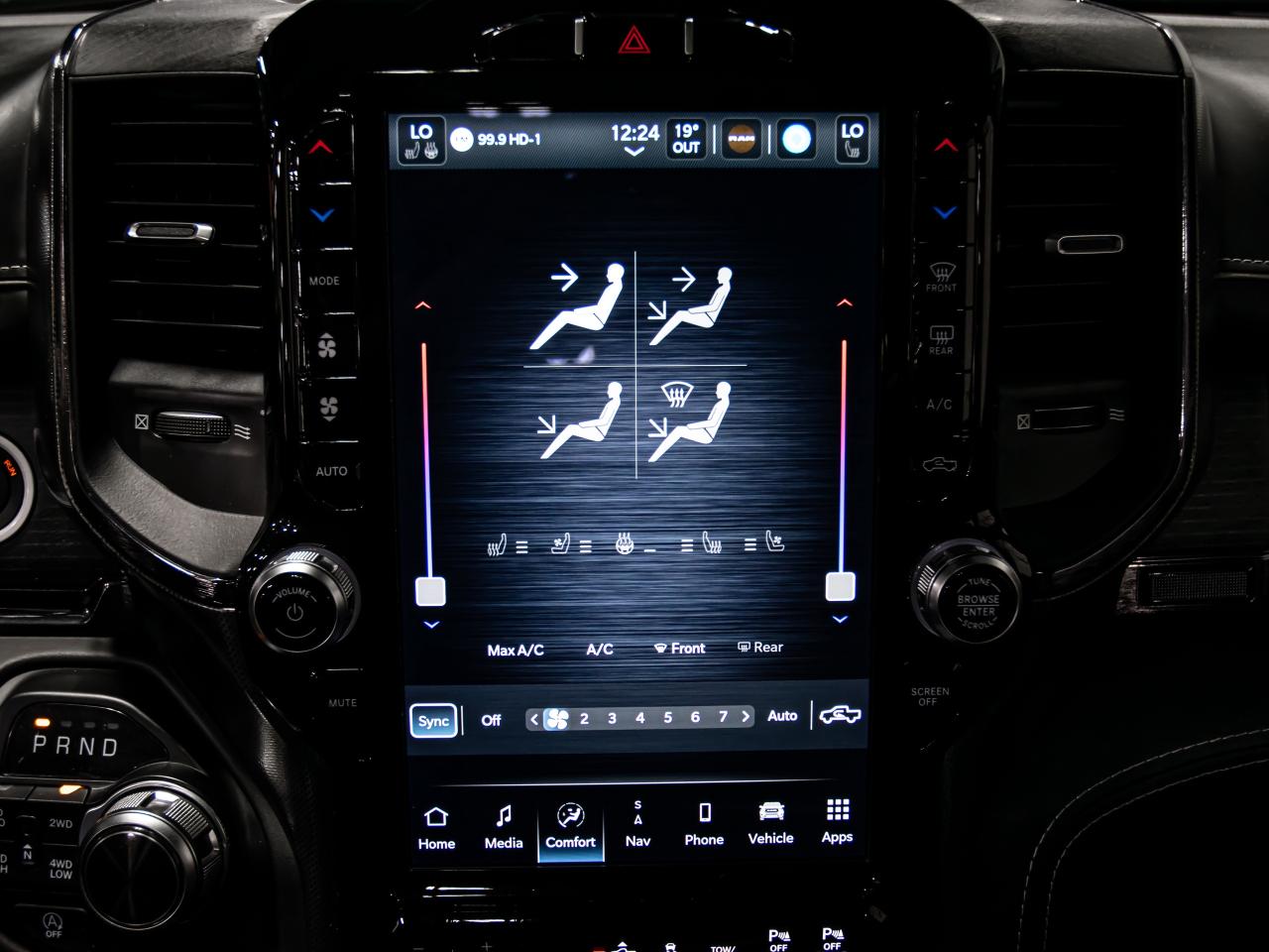 2022 RAM 1500 LIMITED 4x4 CREW CAB 5'7 BOX BLIND SPOTS NAVI Photo