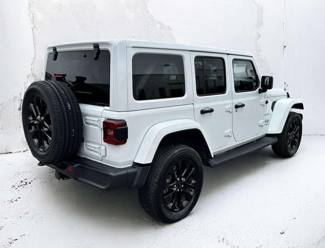 2021 Jeep Wrangler 4xe ~ Unlimited Sahara ~ 4x4 ~ WINTER TIRES Photo